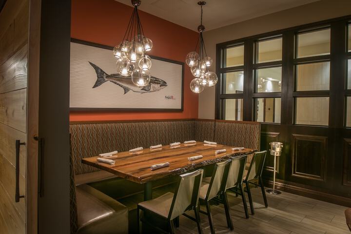 Dining 76 of 84