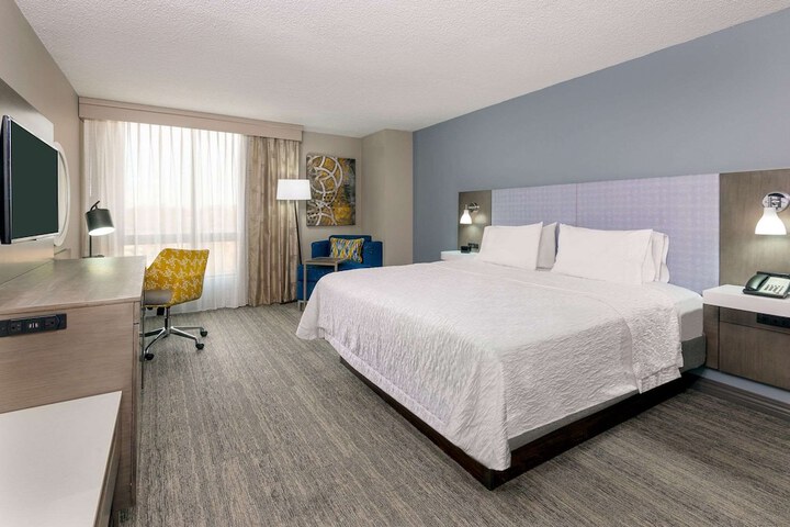 Room 21 of 48
