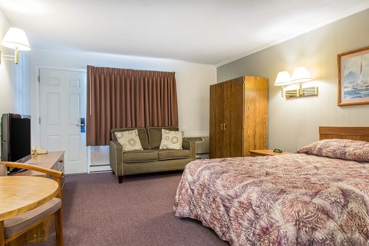 Room 15 of 22