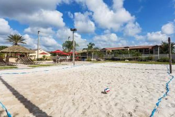 MARVELOUS 4 Bedroom Holiday home by Follow the sun vacation Rentals