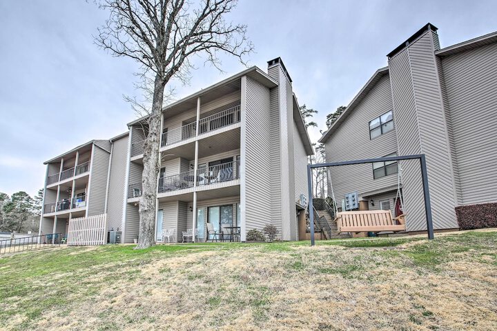Boat Slip: Lake Hamilton Condo in Hot Springs!
