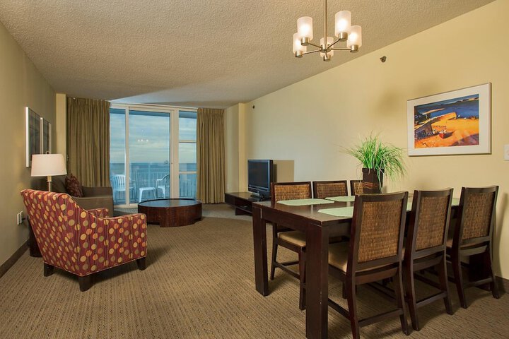 Room 32 of 53