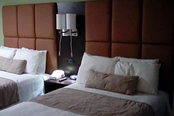 Room 9 of 27