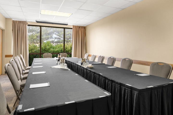 Meeting 28 of 33