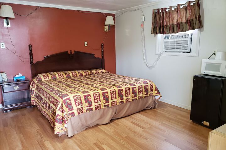 Room 32 of 36