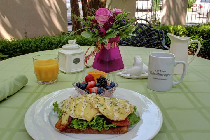Breakfast/Coffee Service 159 of 170