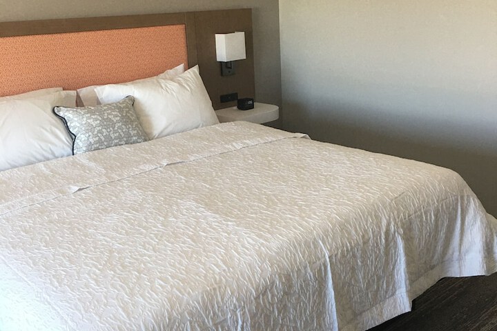 Room 27 of 47