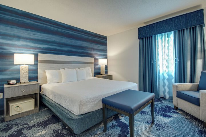 Atlantic Sands Hotel & Conference Center