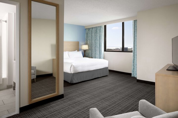 Room 30 of 71