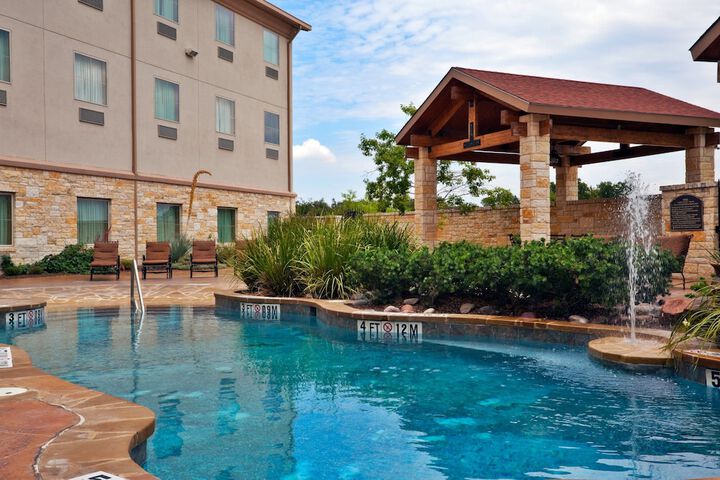 Holiday Inn Express Salado-Belton by IHG
