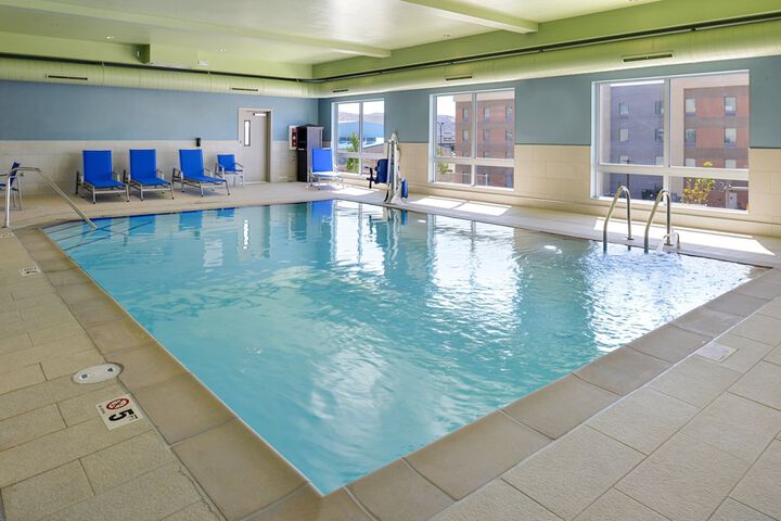 Pool 10 of 59