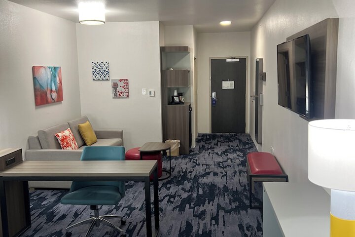 Room 39 of 58
