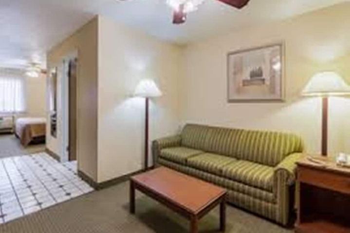 Room 36 of 40