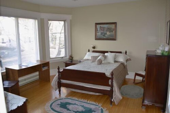Room 16 of 26