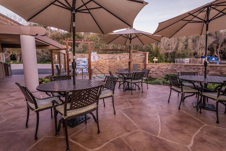 Terrace/Patio 42 of 47