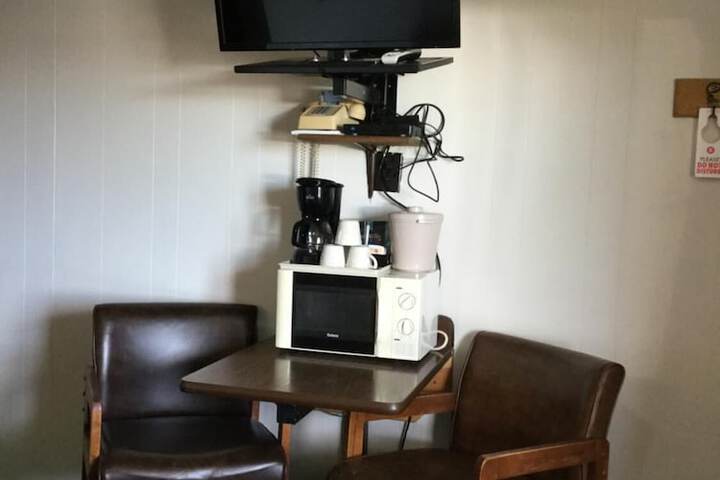 Room 12 of 21