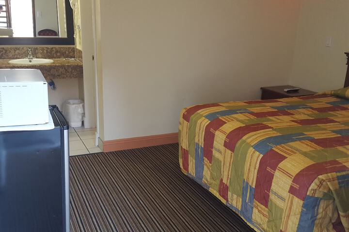Room 30 of 40