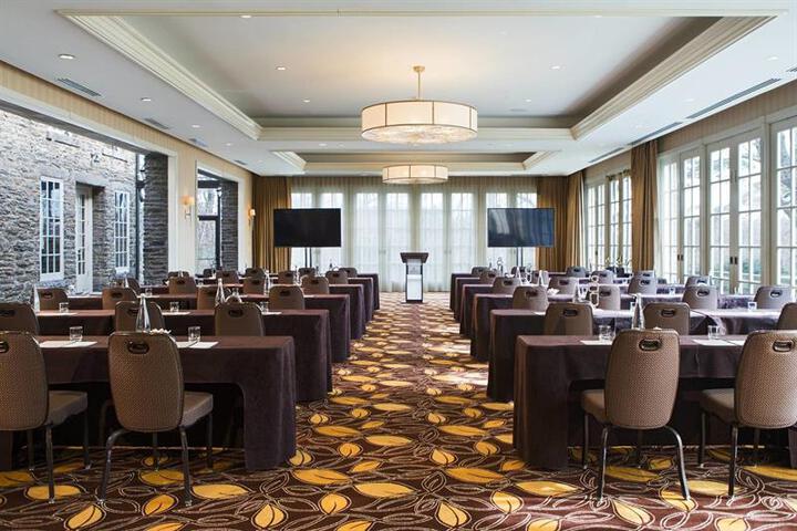 RENAISSANCE WESTCHESTER HOTEL