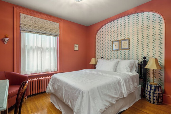 Room 7 of 22