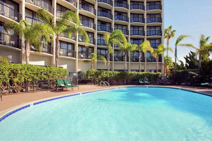 Hotel 4 of 68