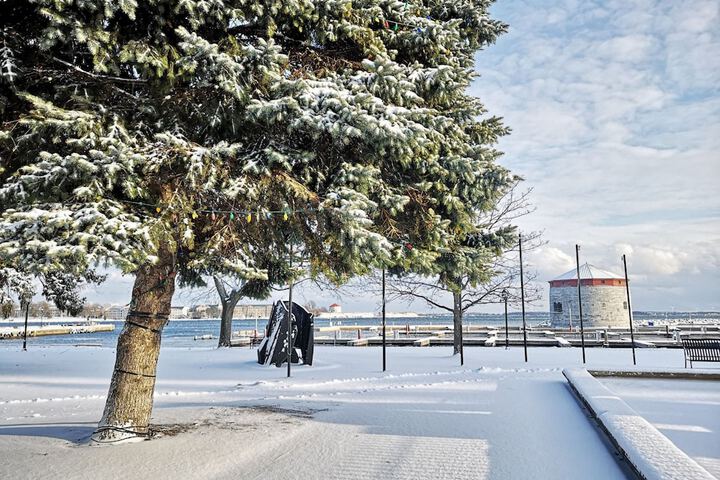 Holiday Inn Kingston Waterfront by IHG