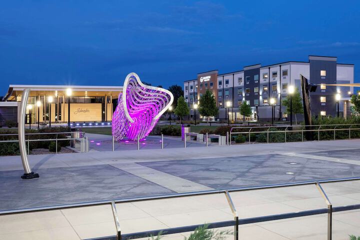 GrandStay Hotel & Suites