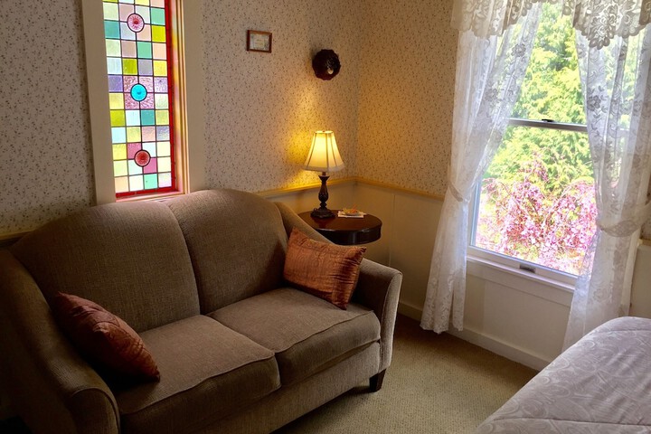 Alexanders Lodge