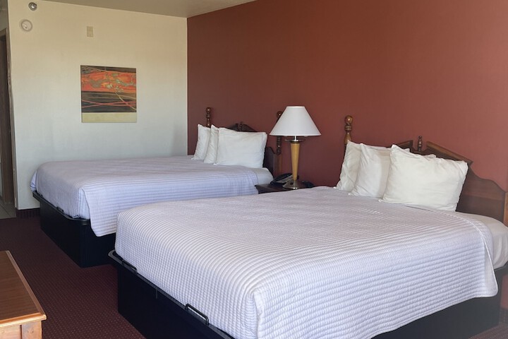 Room 18 of 33