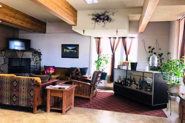 Hotel Interior 11 of 46
