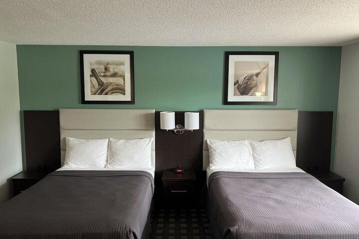 Room 16 of 34