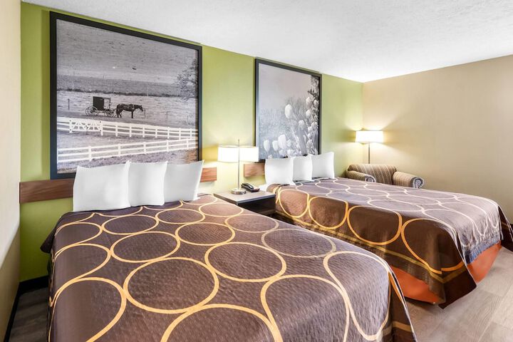 Super 8 by Wyndham Bellefontaine