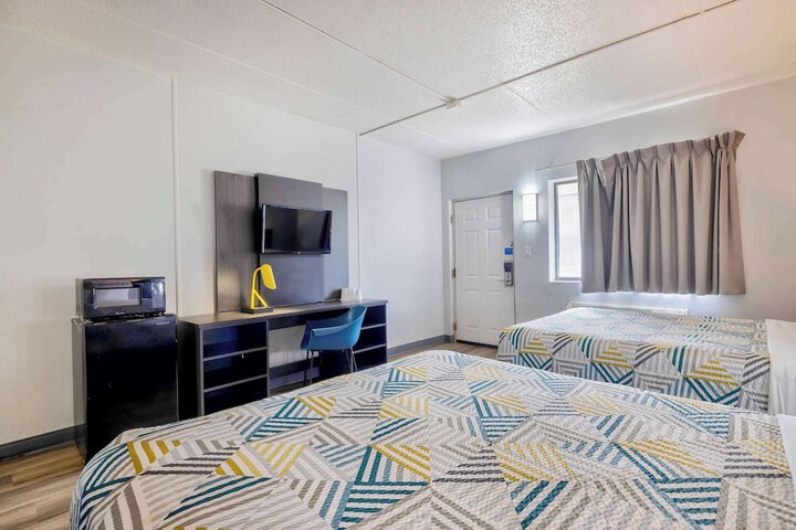 Room 28 of 29