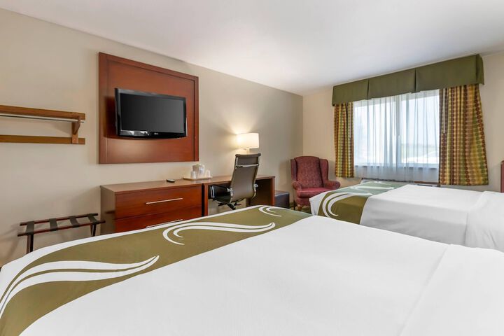 Quality Inn & Suites Stoughton - Madison South