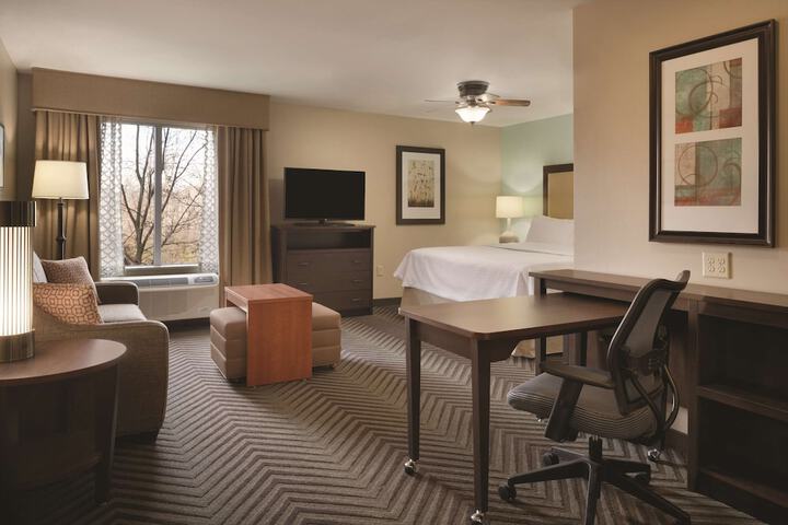 Room 19 of 32