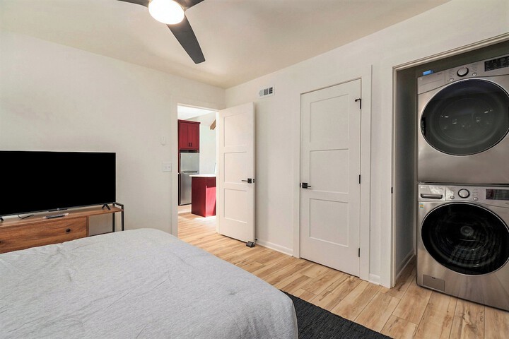 Room 54 of 102