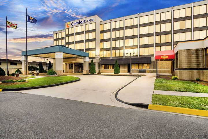 Hotel 5 of 52