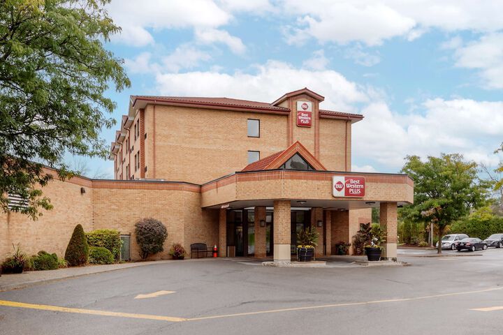 Hotel 3 of 97
