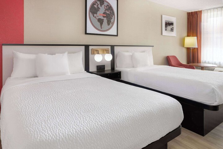 Ramada by Wyndham Rome / Verona