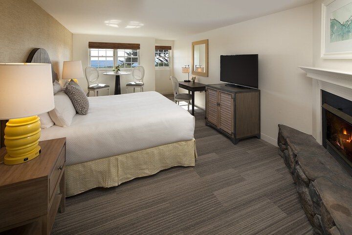 Room 14 of 48