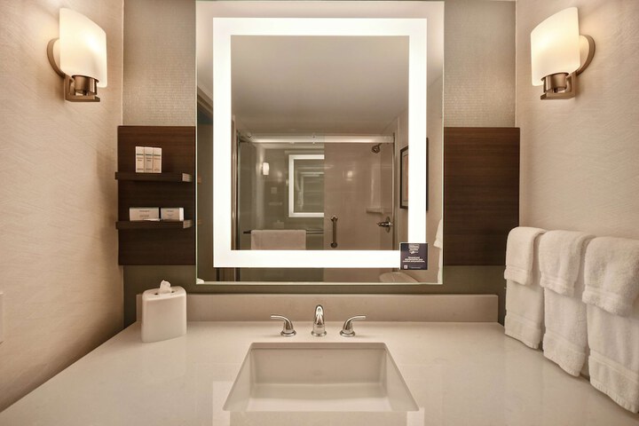 Room 35 of 52