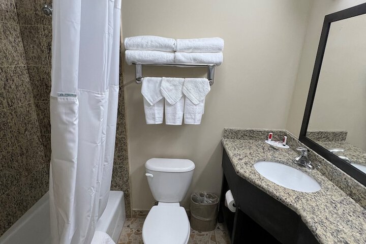 Room 16 of 27