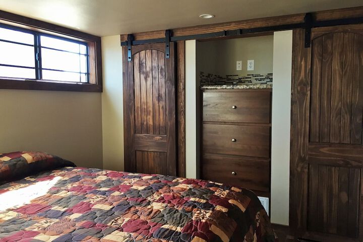 Room 79 of 141