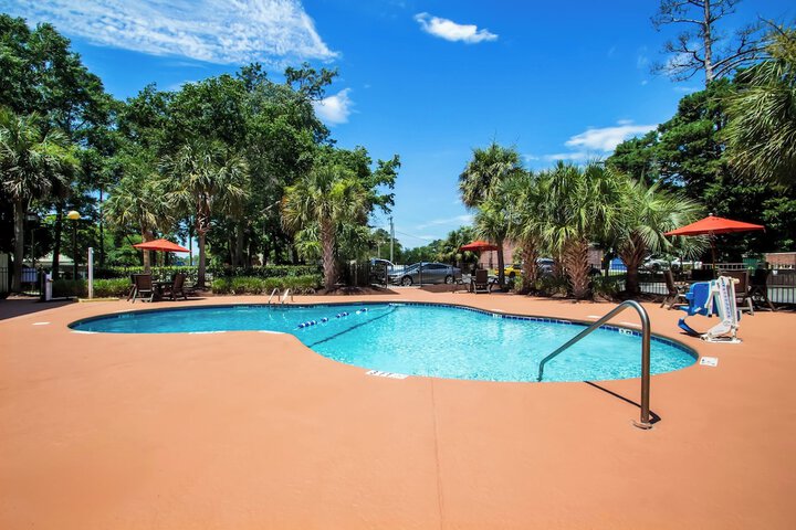 Pool 8 of 43