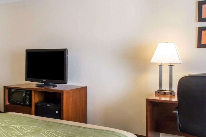 Room 18 of 31