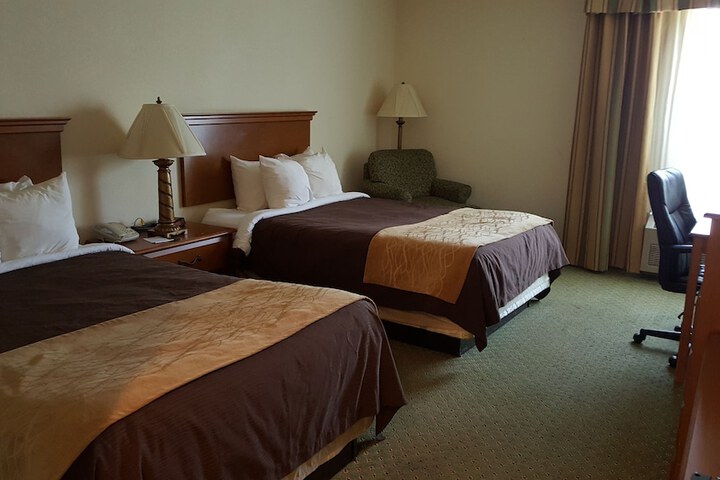 Room 6 of 35