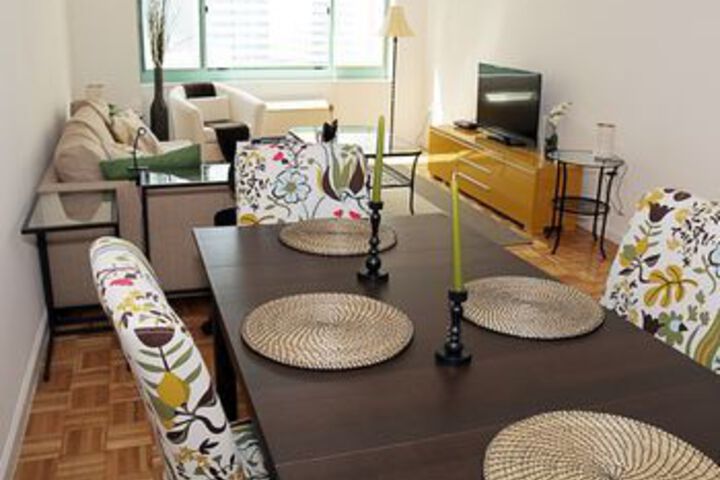 Travel City Apartments at Newport Centre