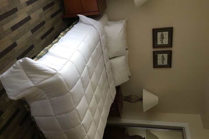 Kemah Boardwalk Inn