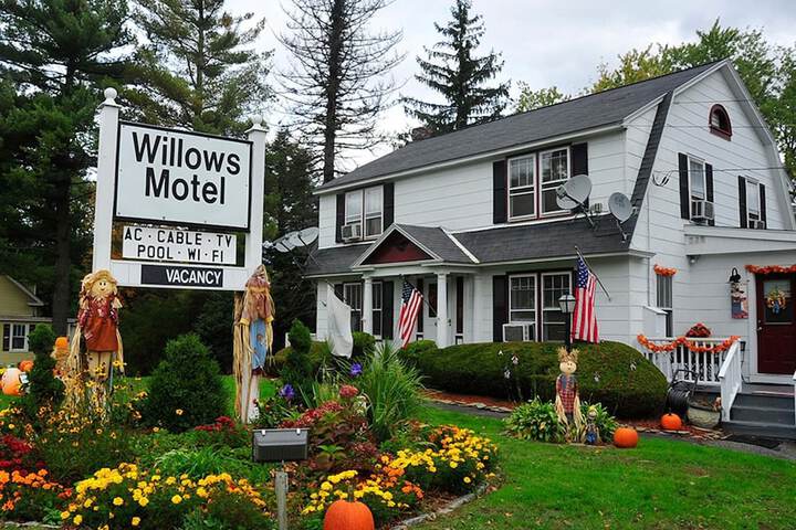 Hotel 3 of 49