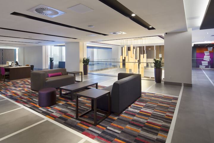 Business Center 59 of 59
