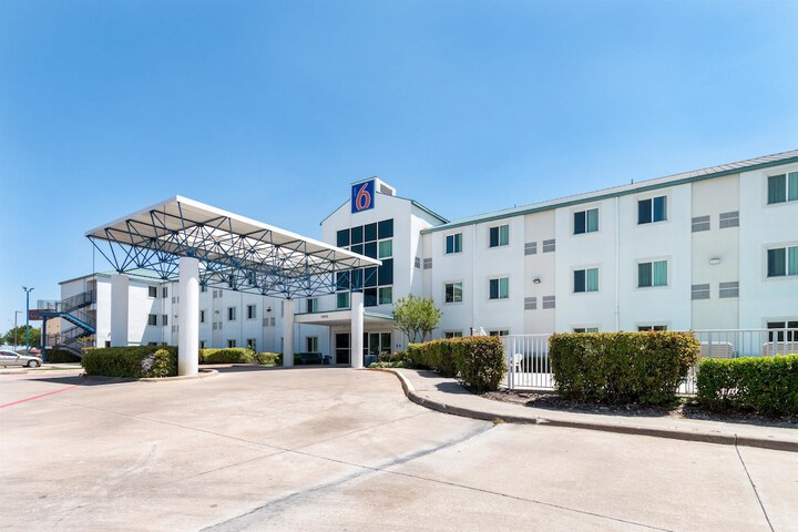 Hotel 2 of 46
